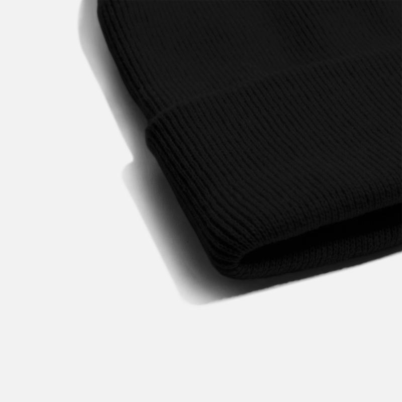 Bonnet d'hiver personnalisable en broderie