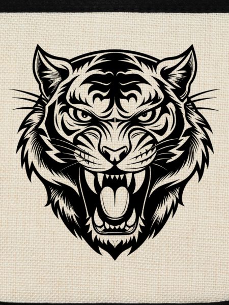 Wütender Tiger knurrt