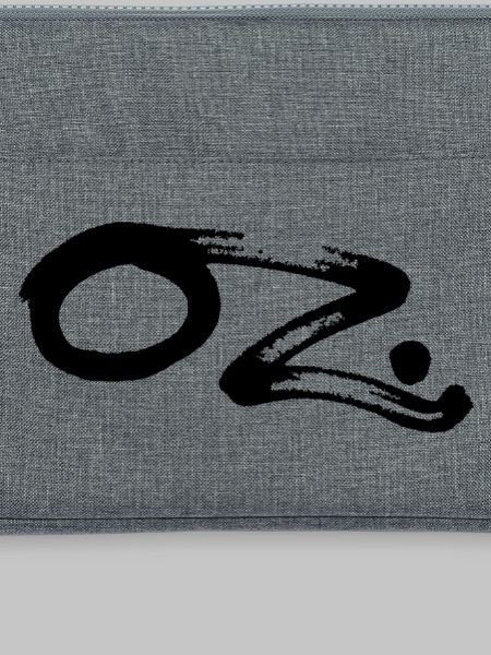 OZ