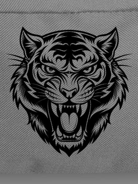 Wütender Tiger knurrt