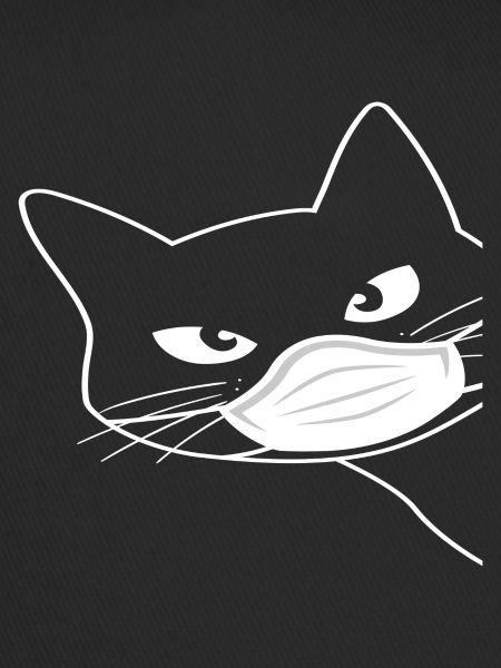 Chat mignon avec protège-dents