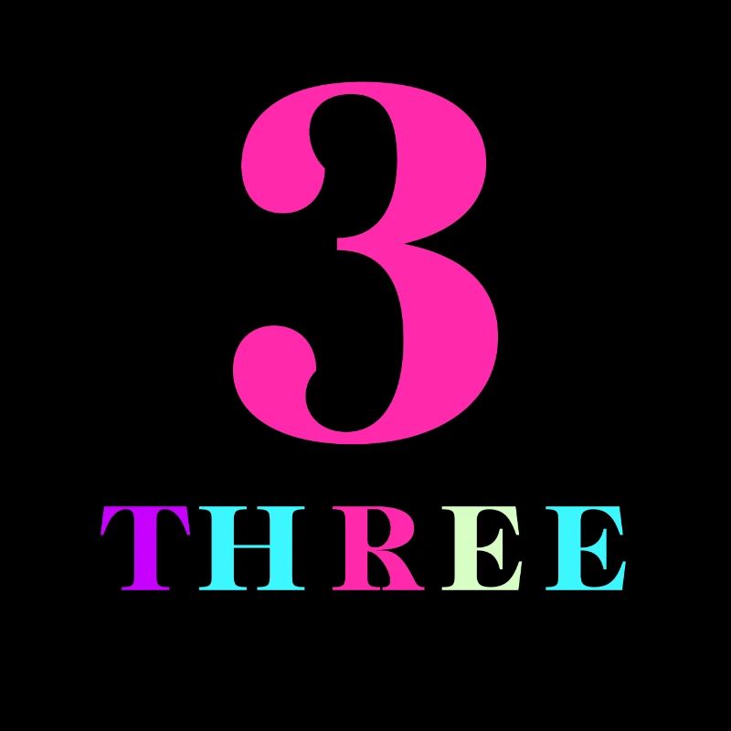 Three-3e anniversaire