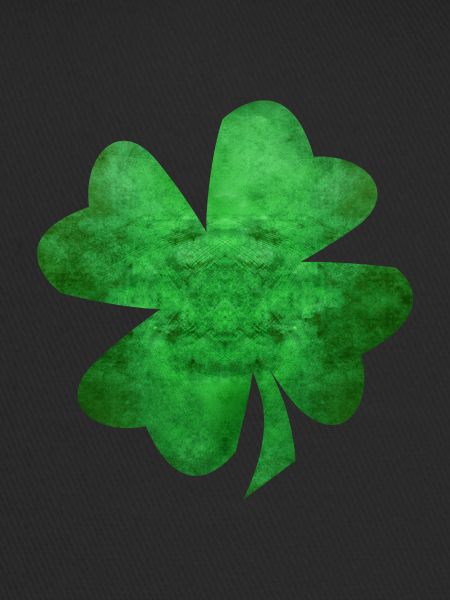 Green four leaf clover