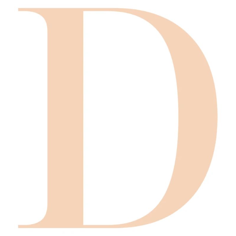Buchstabe D Beige