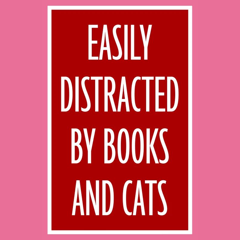 Facilmente distratto dai libri e dai gatti