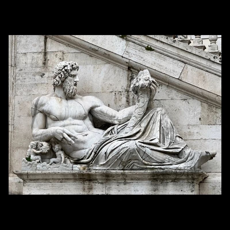 Statue de Tiberin sur le Campidoglio à Rome