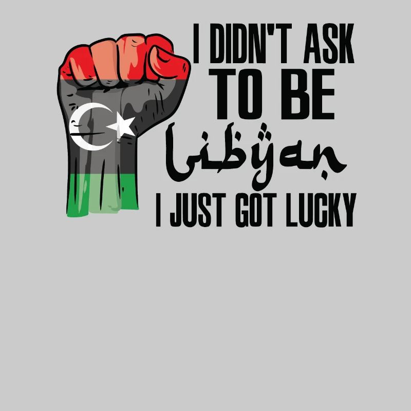 Fierté libyenne Le drapeau libyen grandit