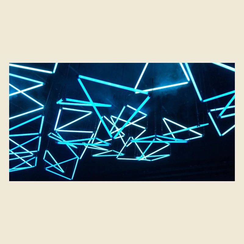 Triangle luminale bleu 2 BST