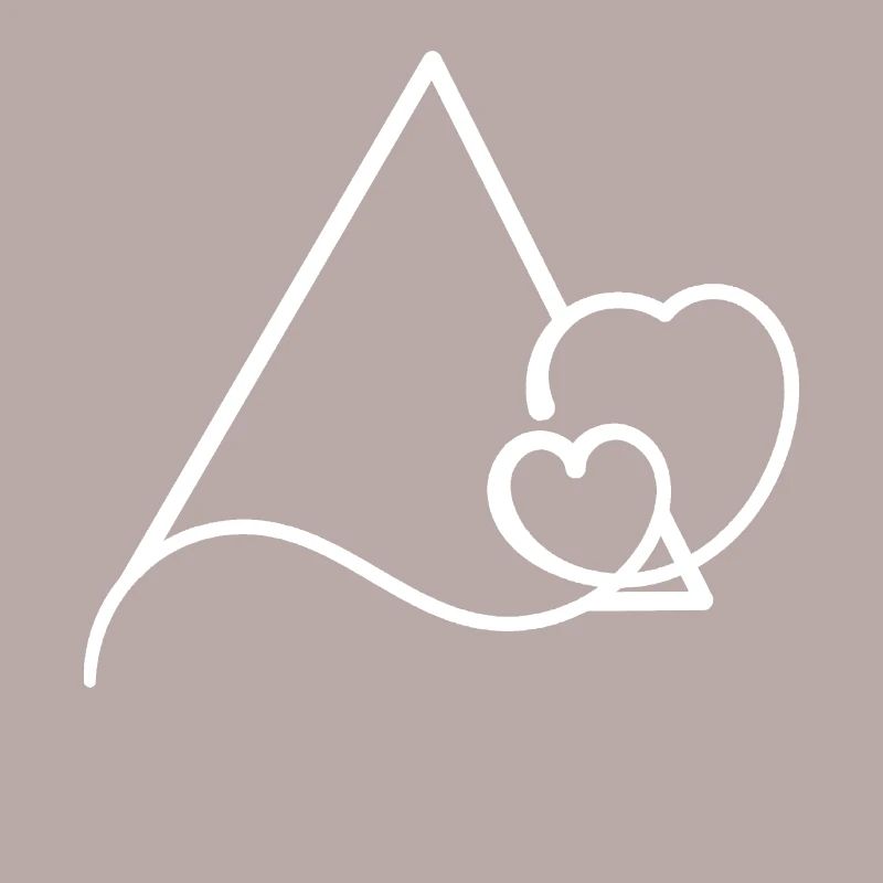 Triangular frame with hearts basic text