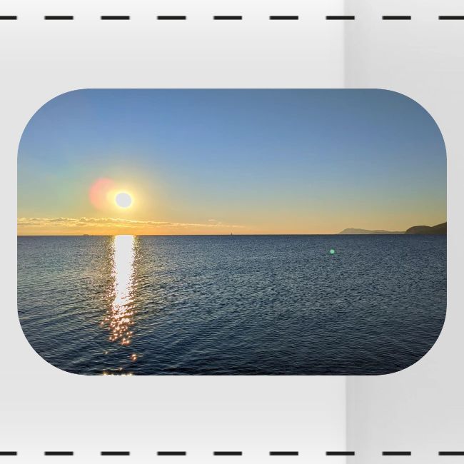 Depuis la plage de l'Almanarre, l'horizon