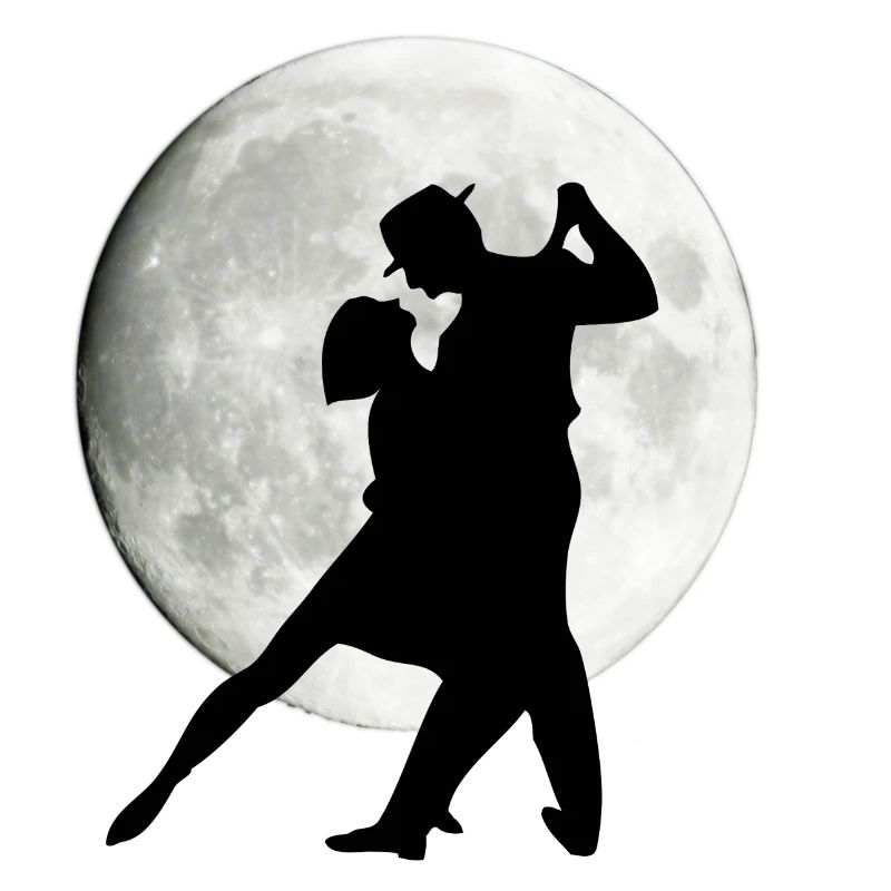 Tango moon