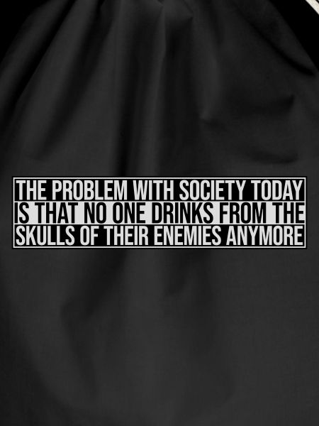 drinks from enemies skulls
