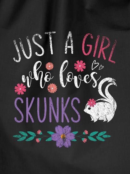 Skunk pet