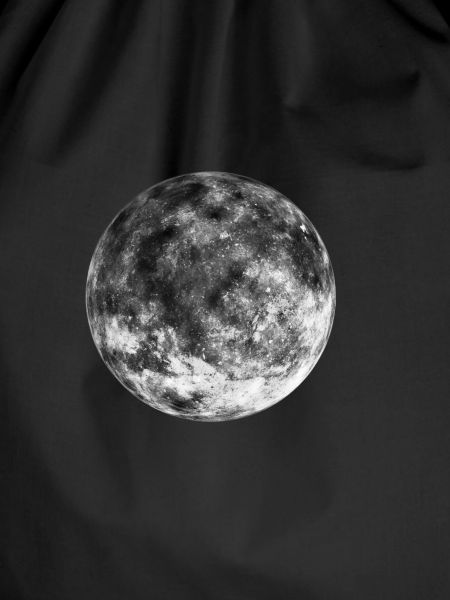 Der Mond