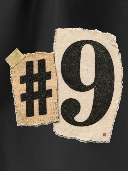 Zahl Neun Collage Typografie