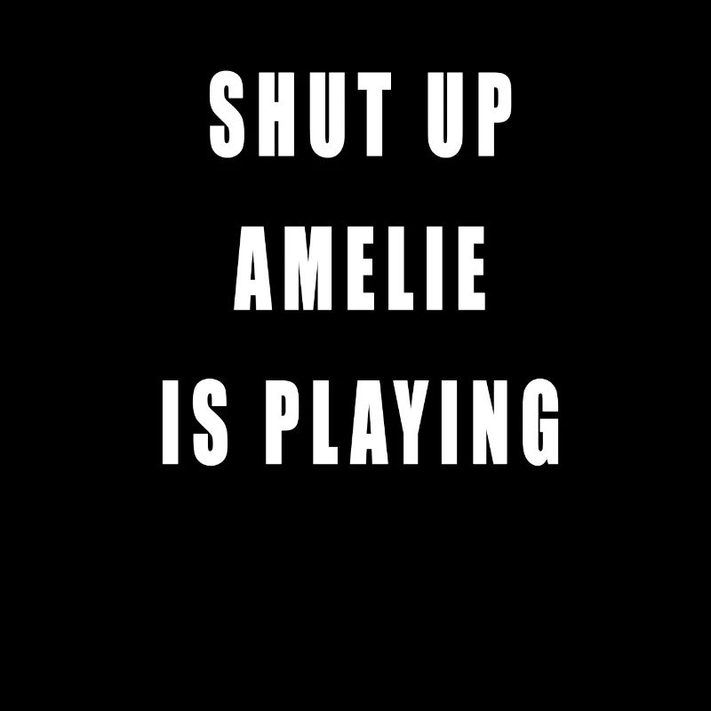 Amelie is playing techno