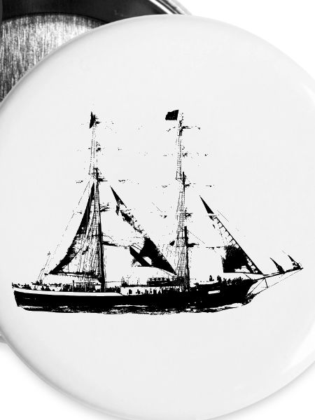 Sailing ship