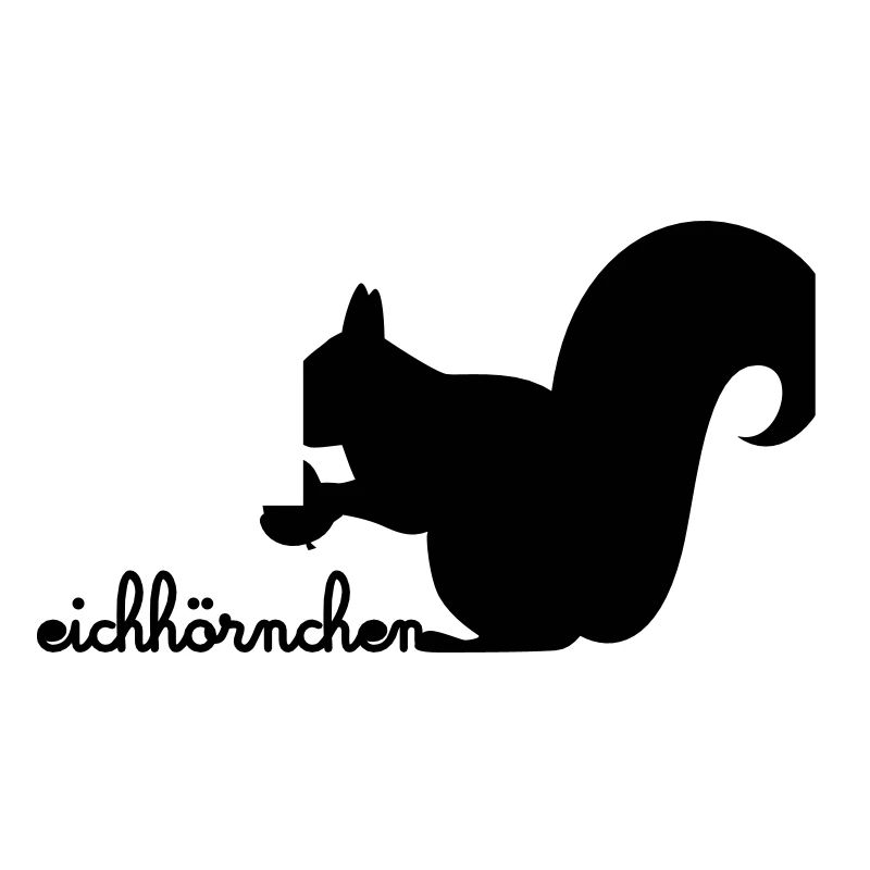 Eichhörnchen mit Eichel
