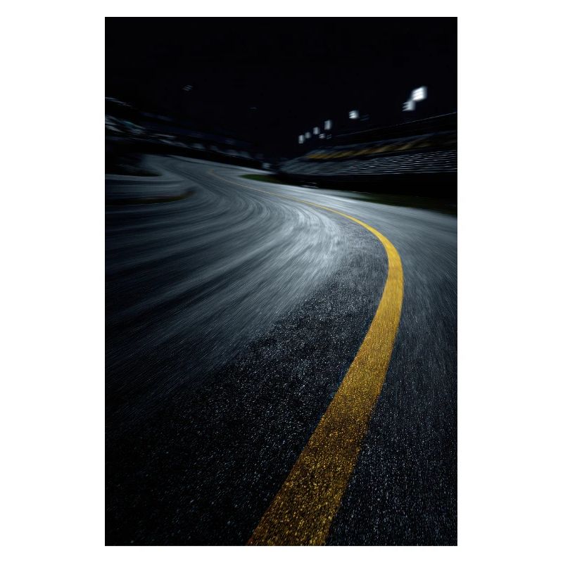 Courbe nocturne de la piste de course