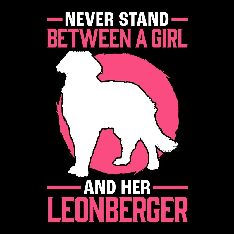 Fille avec son chien Leonberger Leonberg
