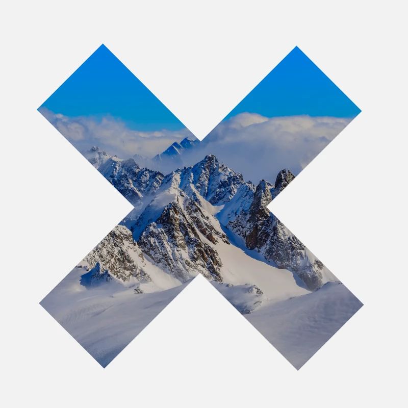 Abstrakte schneebedeckte Berge
