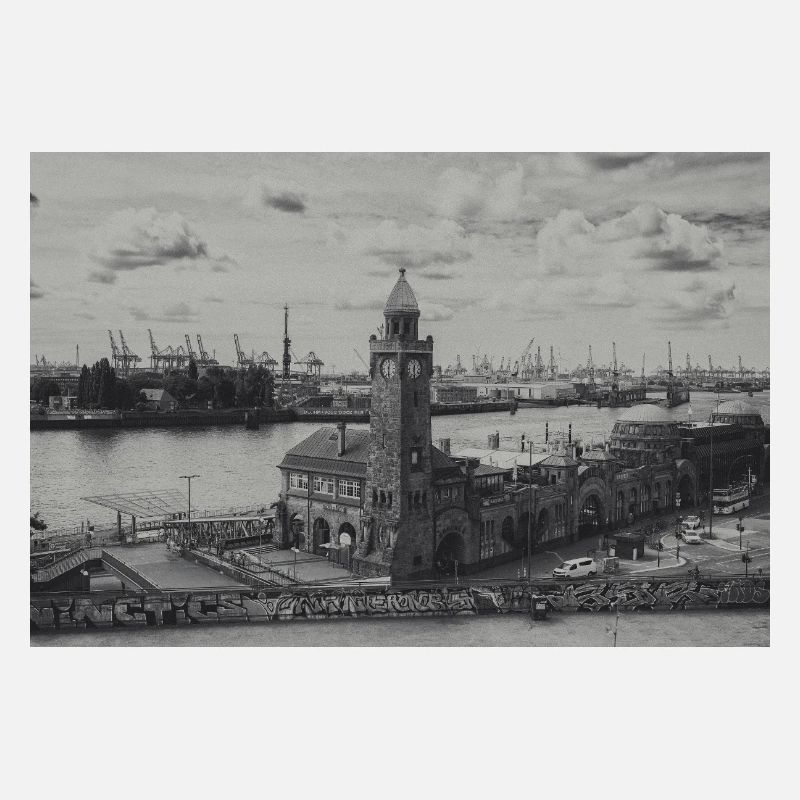 Hamburger Hafen Pegelturm retro