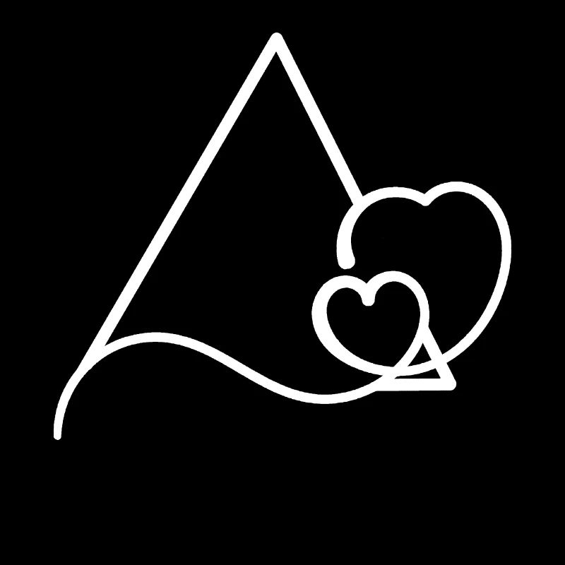 Triangular frame with hearts basic text