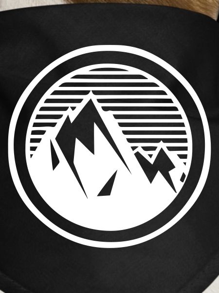 Mountains in a circle
