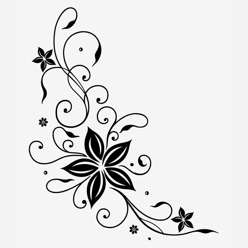 Tribal avec des fleurs
