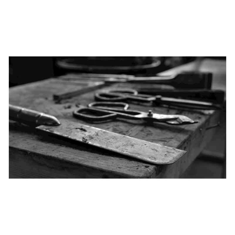 Tool for glass blowing