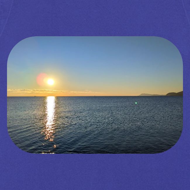 Depuis la plage de l'Almanarre, l'horizon