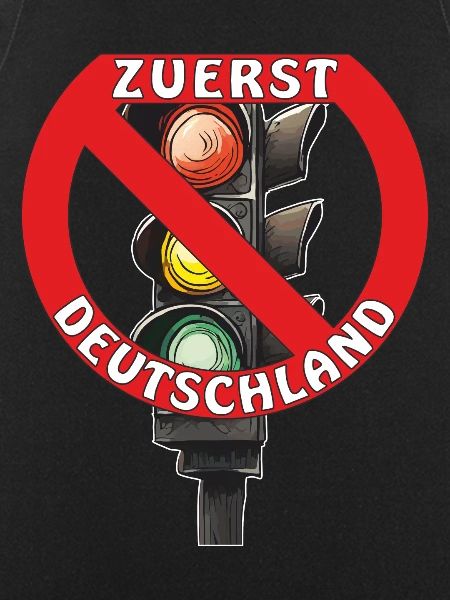 TRAFFIC LIGHT FIRST GERMANY