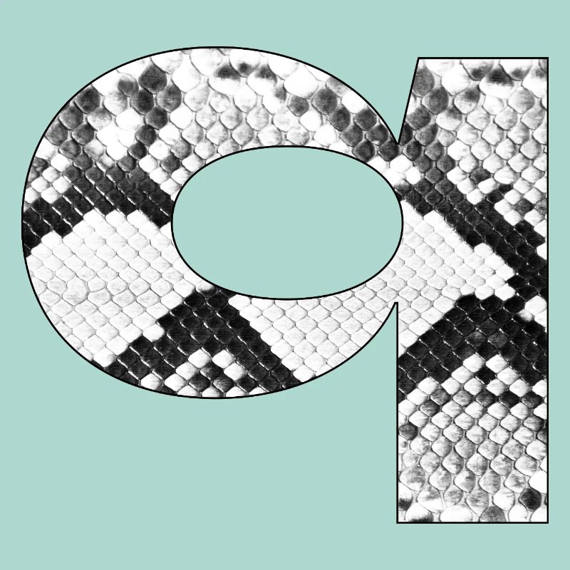 Statement Buchstabe q mit Schlangenmuster