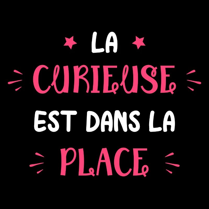 La curieuse est dans la place