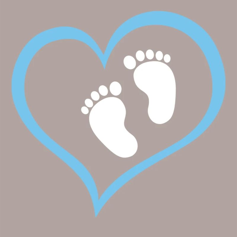 Empreinte de bébé garçon avec cœur