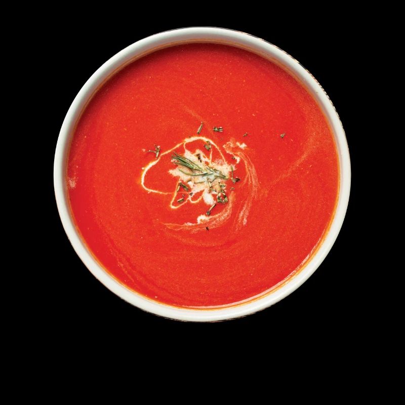 Schale mit Tomatensuppe