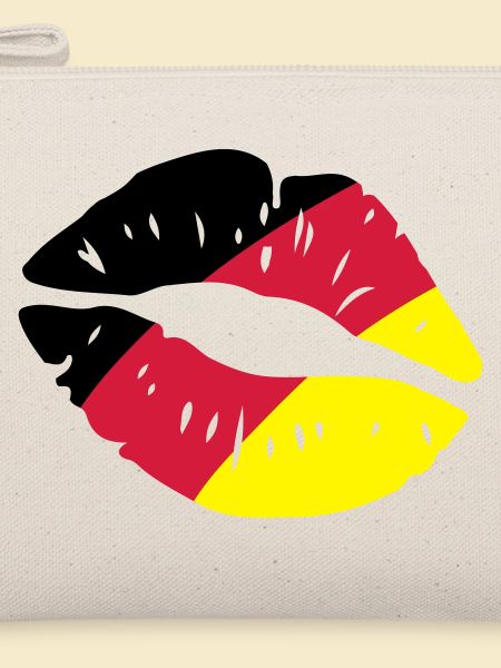 germany kiss lips