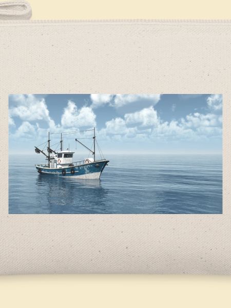 Ein Fischkutter im offenen Meer