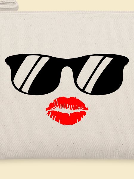 kiss face