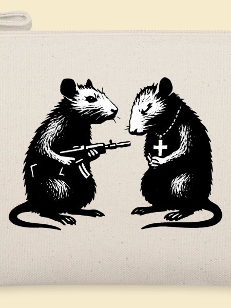 Rattenduo mit Waffe und Kreuz