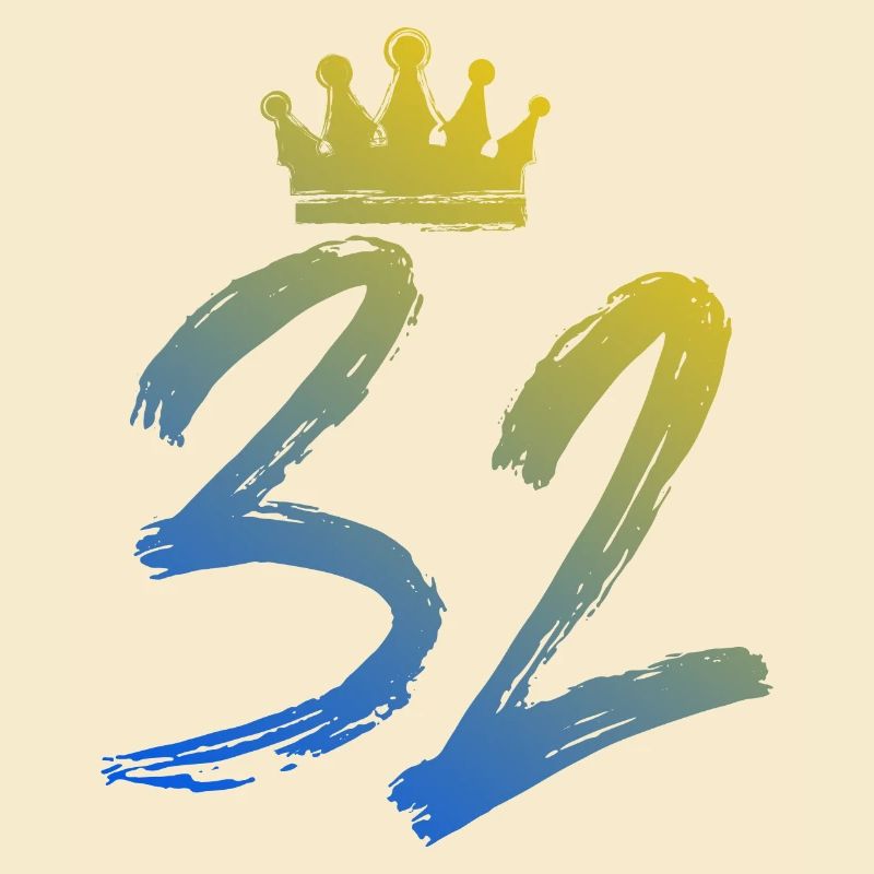 32 Number crown