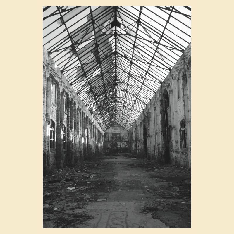 Affiche de graffiti sur l'architecture de l'affiche de la construction industrielle