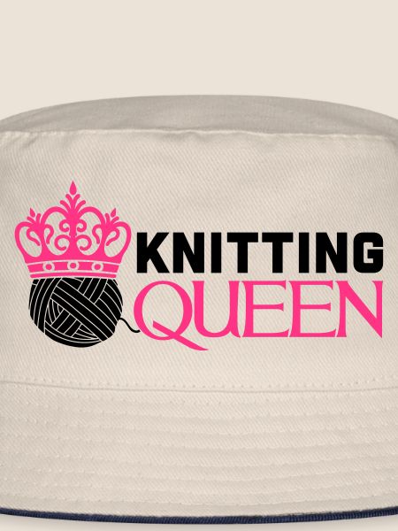 Knitting queen