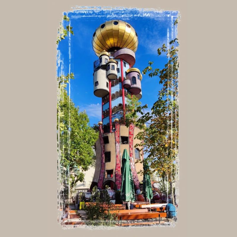 Hundertwasserturm beim Kuchlbauer
