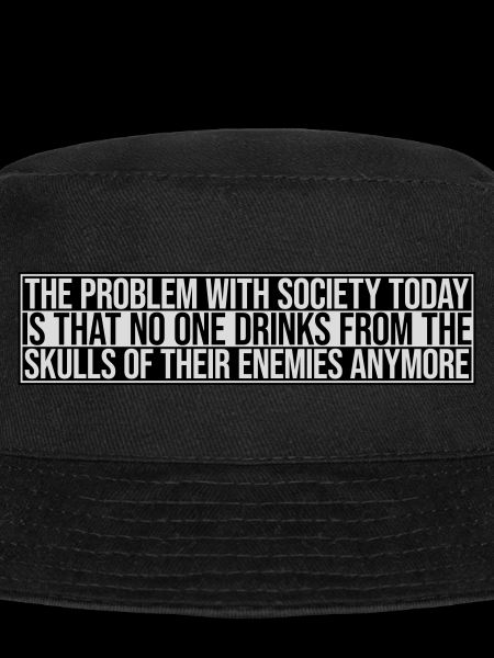 drinks from enemies skulls