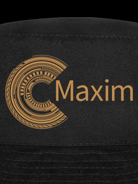 Pour Maxim