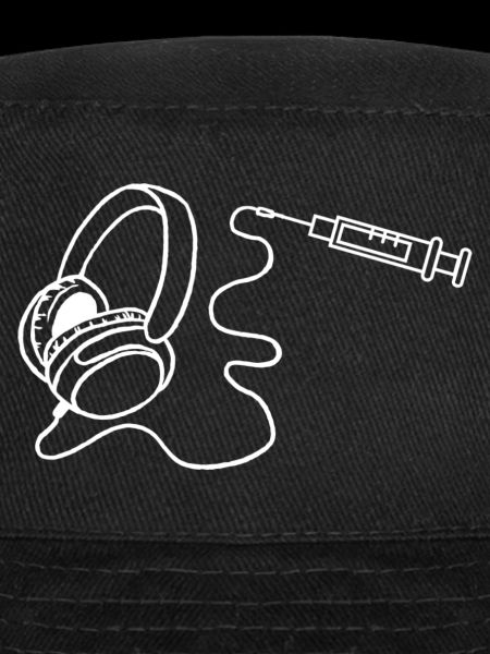 Battre dans l’oreille
