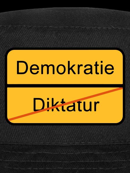 Demokratie oder Diktatur