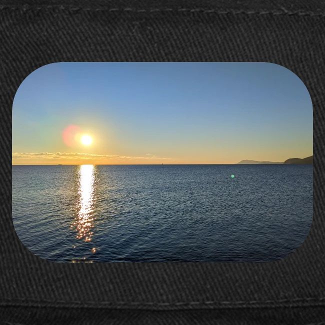 Depuis la plage de l'Almanarre, l'horizon