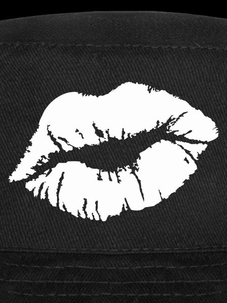 kiss